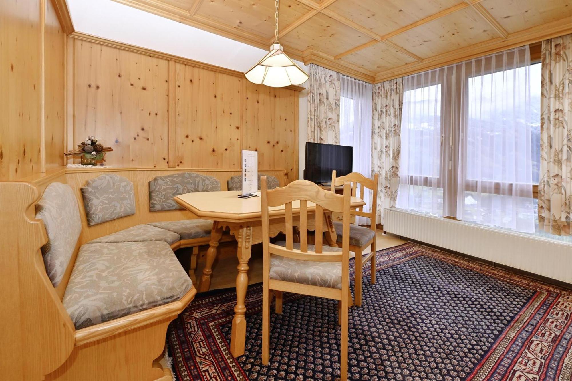 Gaestehaus Rundblick Schruns Eksteriør bilde
